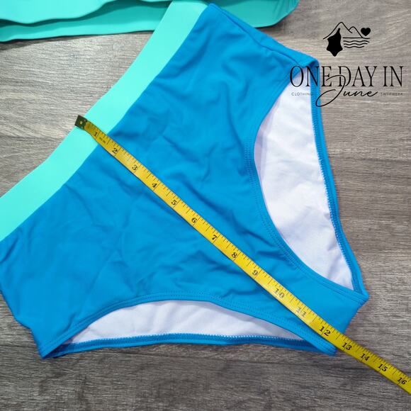 Adisputent Crop Bikini Swimsuit Size M - Picture 6 of 7